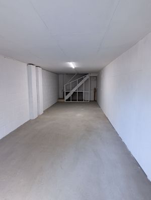 Internal 2- click for photo gallery